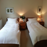 Twin bedroom